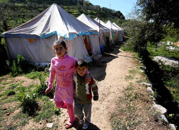 Syria's Shiites offer different picture of war