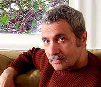 Michael Parenti: Hanebná stopa „změny režimů“